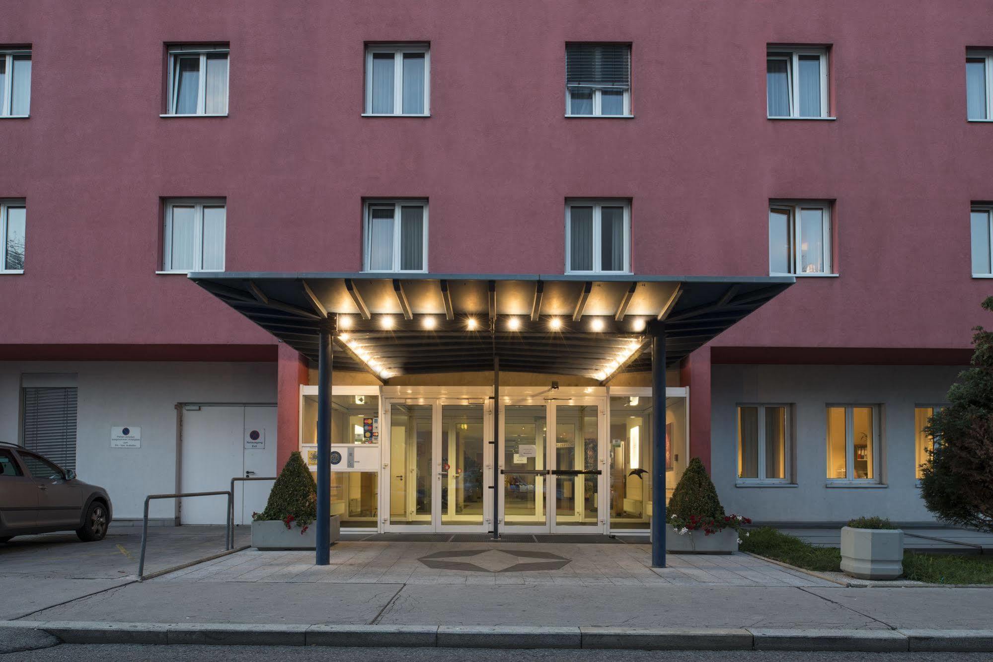 24Hours Apartment Hotel Wien Eksteriør bilde